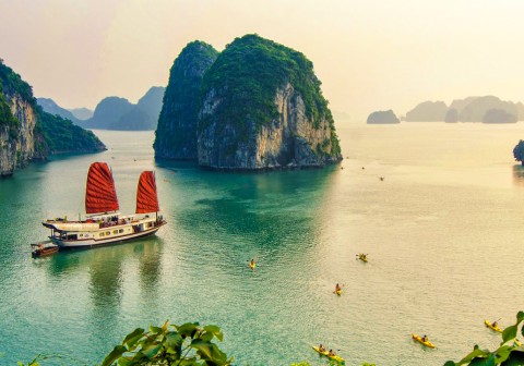 Croisières dans la Baie de Bai Tu Long